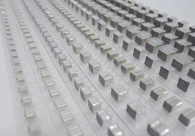 10.5mm Geleidende Elektronische Beveiligingspakking, Au EMI Shielding Gasket