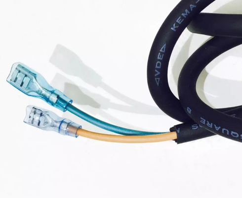 2 vrouwelijke 1 Mannelijke Elektronische Kabelassemblage, 560mm de Kabel van de Draaduitrusting